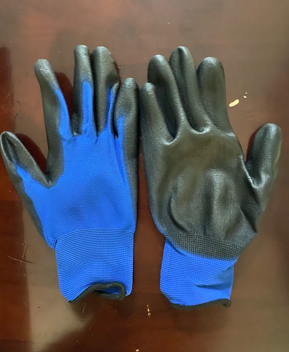 Перчатки в черной обливке синие, размер S