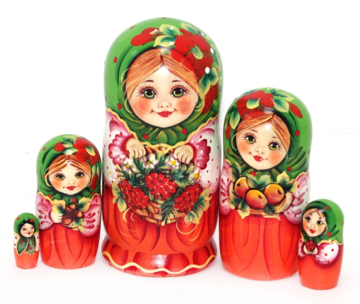 Матрешка Алина с рябиной
