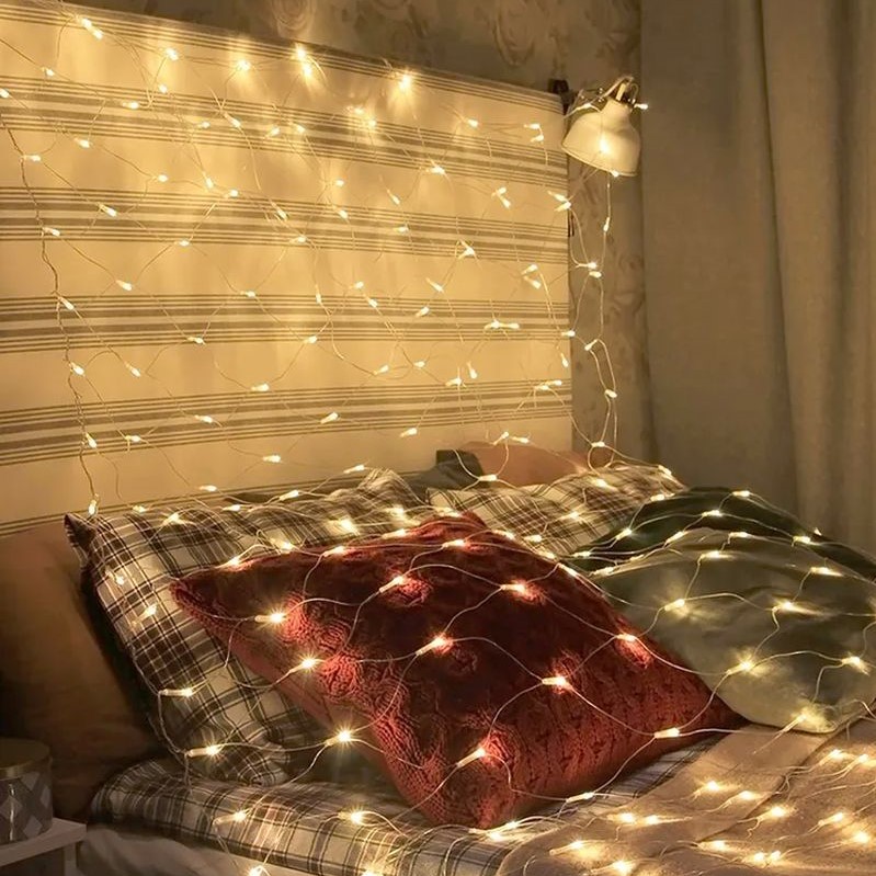 

Новогоднее украшение Гирлянда Сетка белая 240 LED контроллер